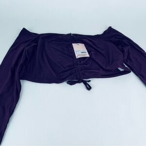 PLUS SLINKY RUCHED FRONT
BARDOT CROP TOP
Plum